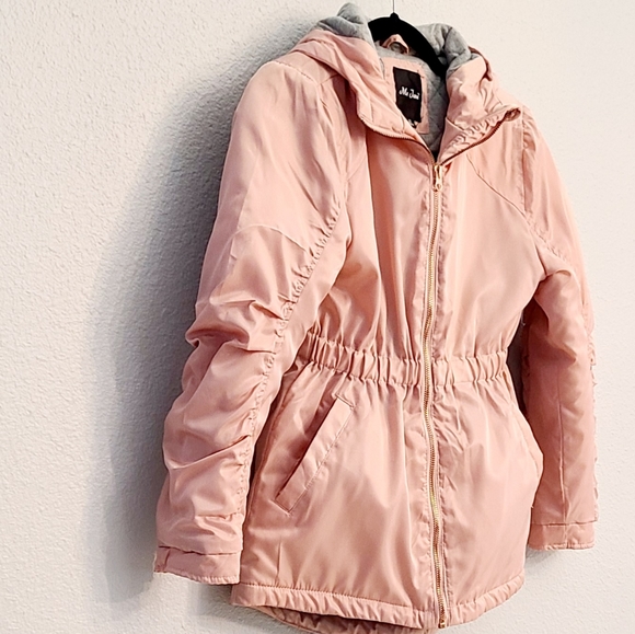 Me Jane Pink Puffer jacket, Girl Size 12 - Picture 2 of 7